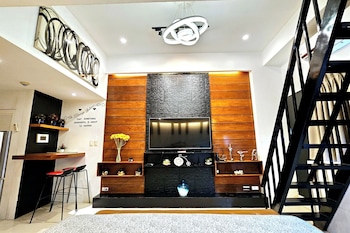 prs one palmtree villas