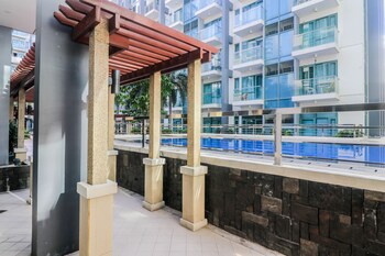 prs one palmtree villas