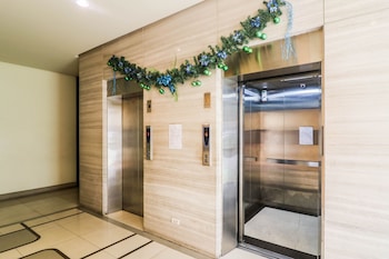 prs one palmtree villas