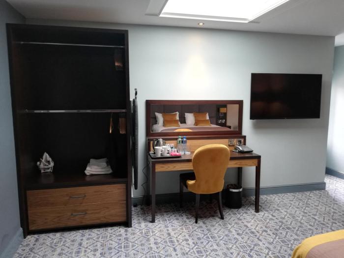 the old borough by wetherspoon