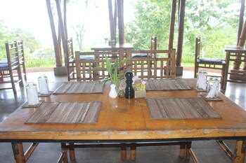 hanchey bamboo resort