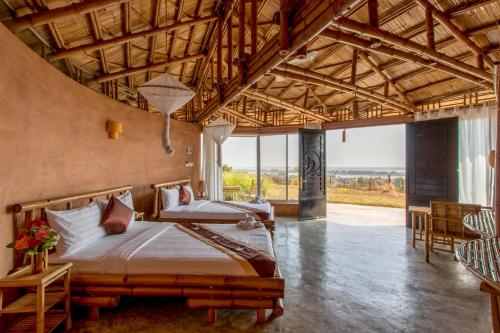 hanchey bamboo resort