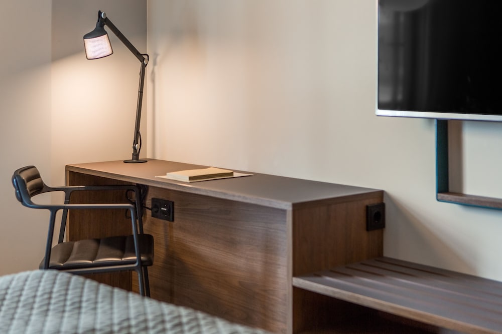 quality hotel river station