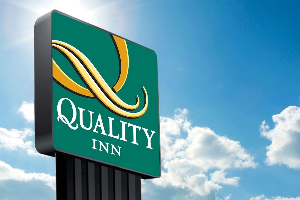 quality hotel river station