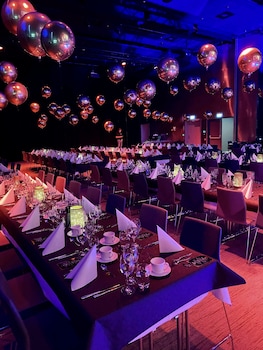 quality hotel river station