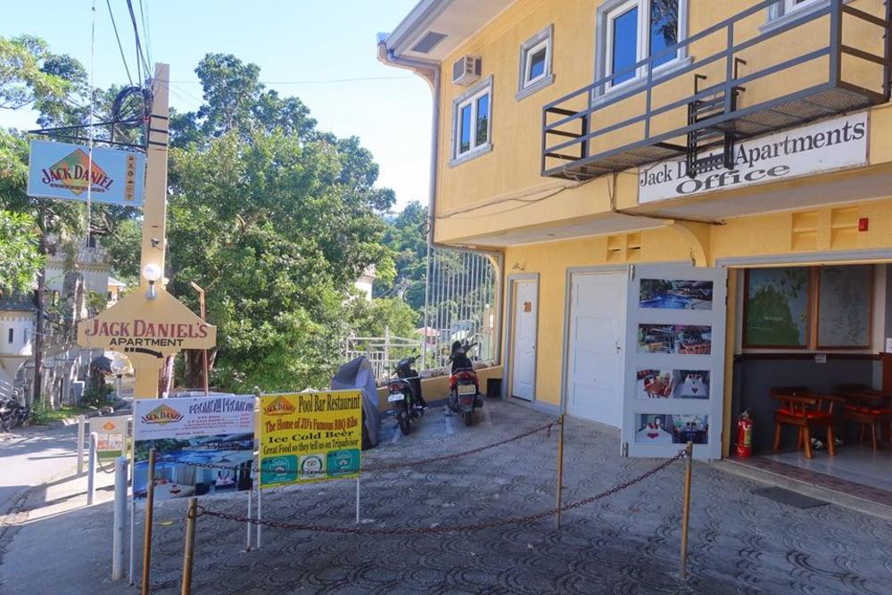 jack daniel apartments