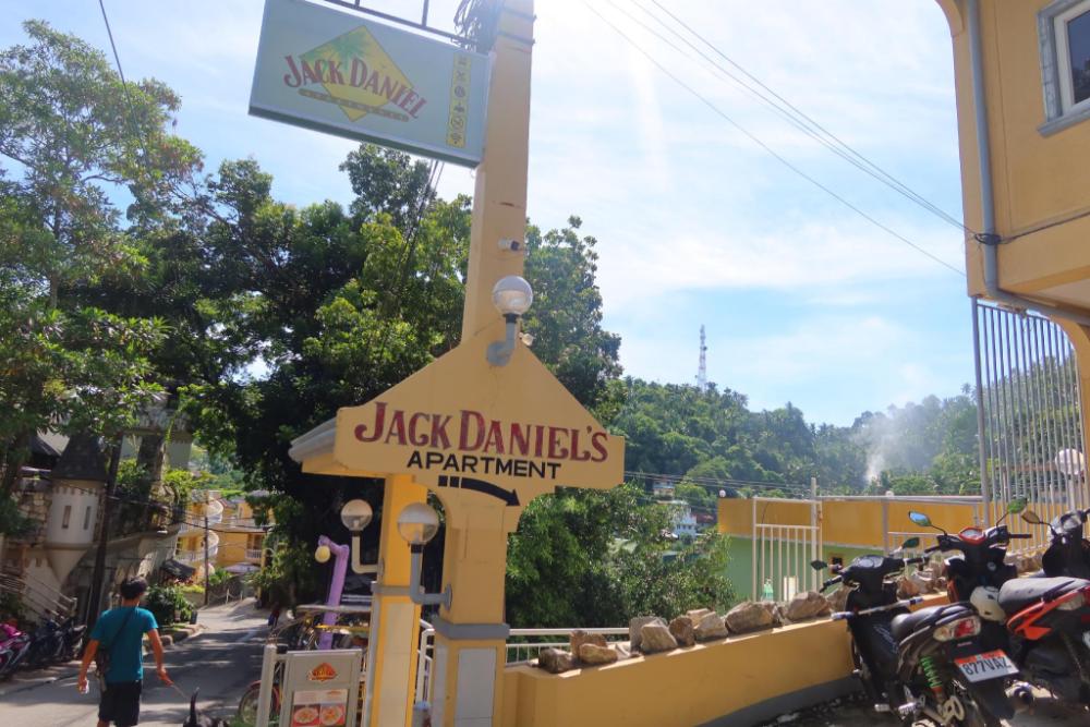 jack daniel apartments