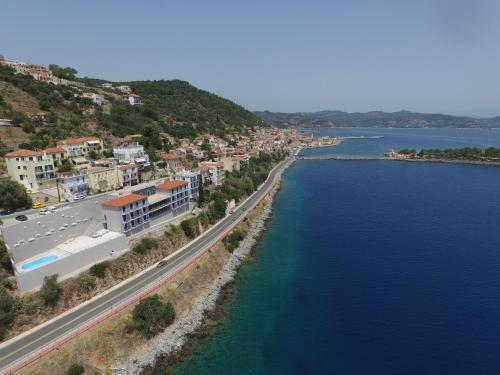 east mani