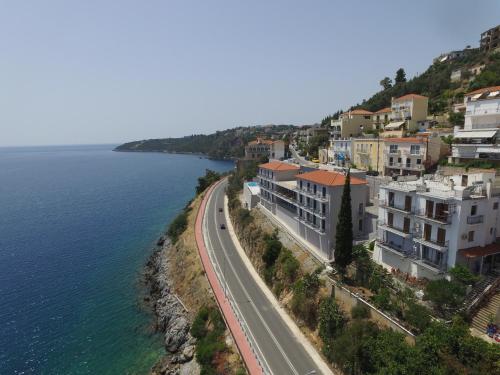 east mani