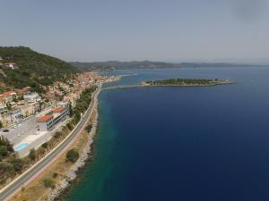 east mani