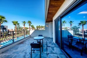 arts spa and poolvilla