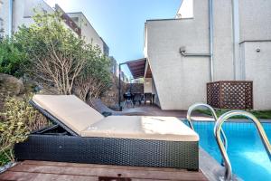 arts spa and poolvilla