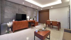 arts spa and poolvilla