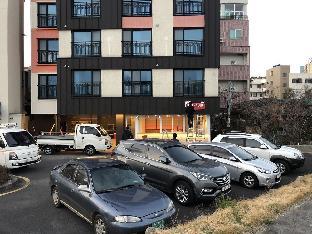 bed radio dongmoon hostel