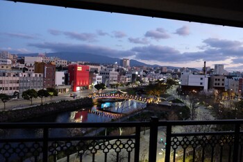 bed radio dongmoon hostel