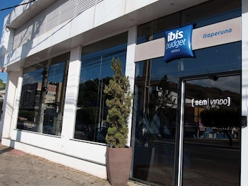 ibis budget itaperuna