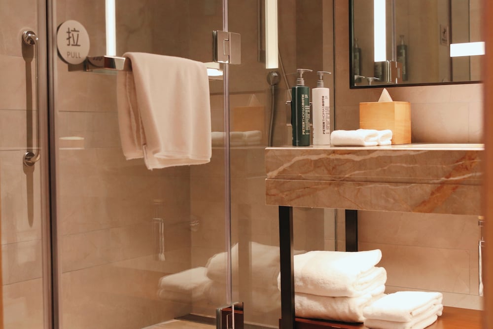 hilton garden inn nujiang