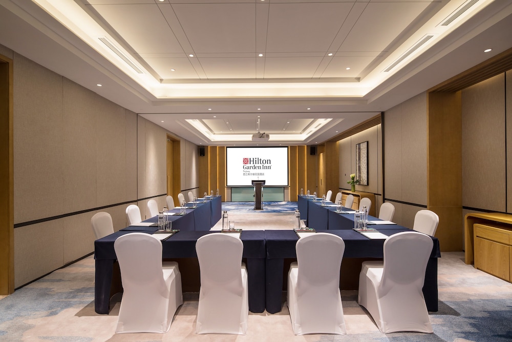 hilton garden inn nujiang
