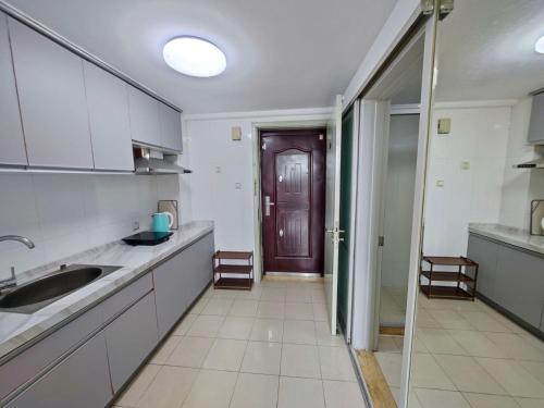 ifamily apart hotel xinjinqiao branch