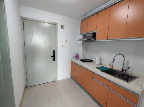 ifamily apart hotel xinjinqiao branch