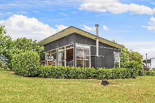 riverside matakana hotel