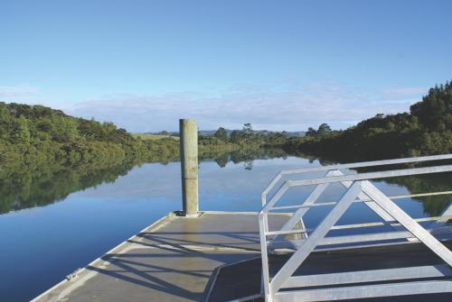 riverside matakana hotel