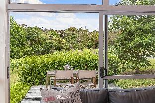 riverside matakana hotel