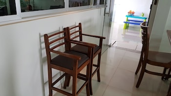max hotel