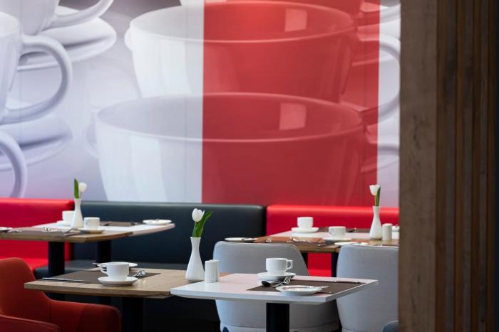 ibis jeddah malik road