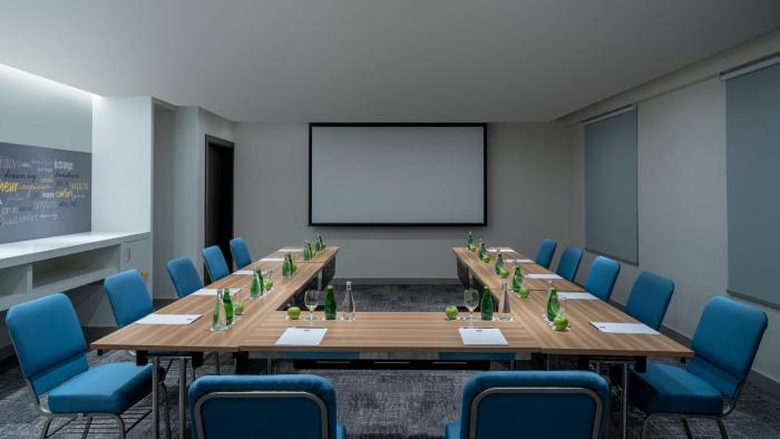 ibis jeddah malik road