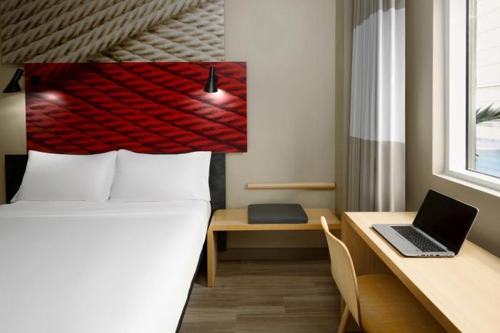 ibis jeddah malik road