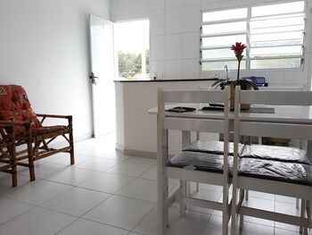 pousada tani com piscina em maresias