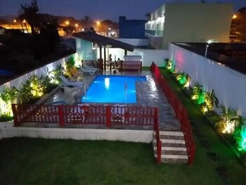 pousada tani com piscina em maresias
