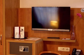 hotel niederrad self check in