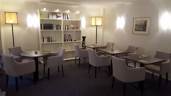 hotel niederrad self check in