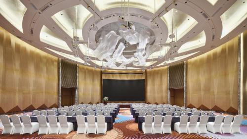 holiday inn xining hot spring an ihg hotel