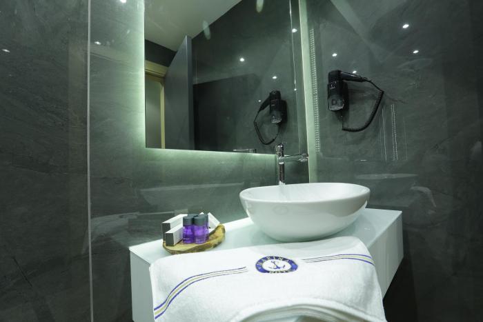 burhaniye marina boutique hotel