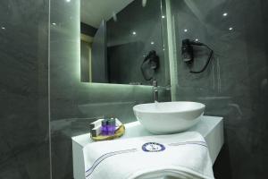 burhaniye marina boutique hotel