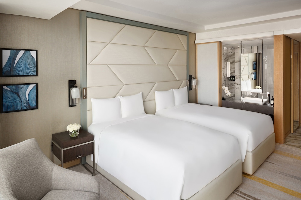 crowne plaza jeddah al salam an ihg hotel