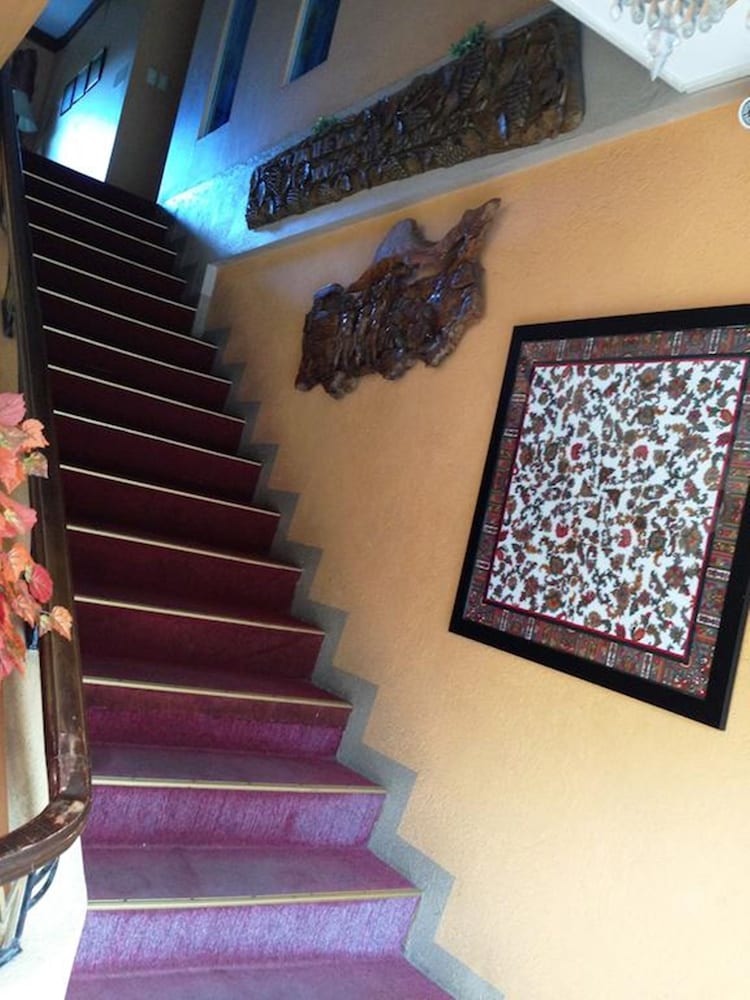 rm guest house