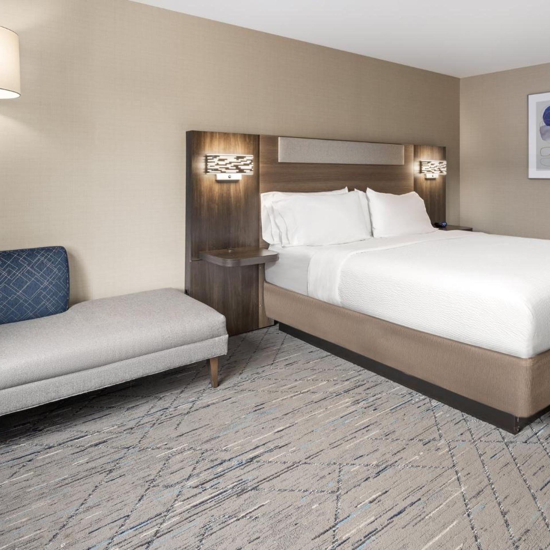 holiday inn express hotel and suites freeport by ihg