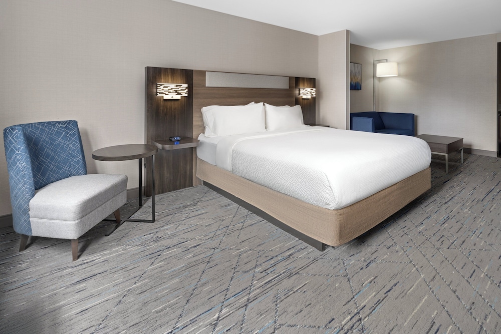 holiday inn express hotel and suites freeport by ihg
