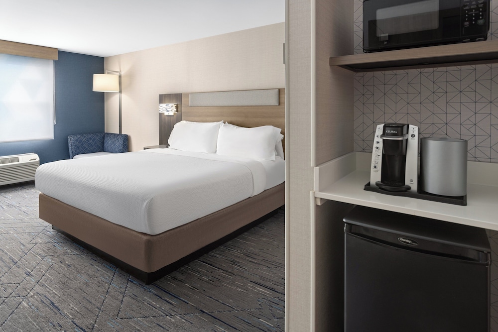 holiday inn express hotel and suites freeport by ihg