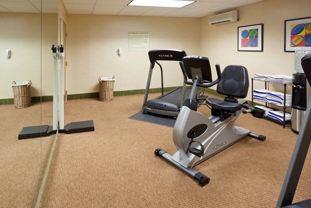 holiday inn express hotel and suites freeport by ihg