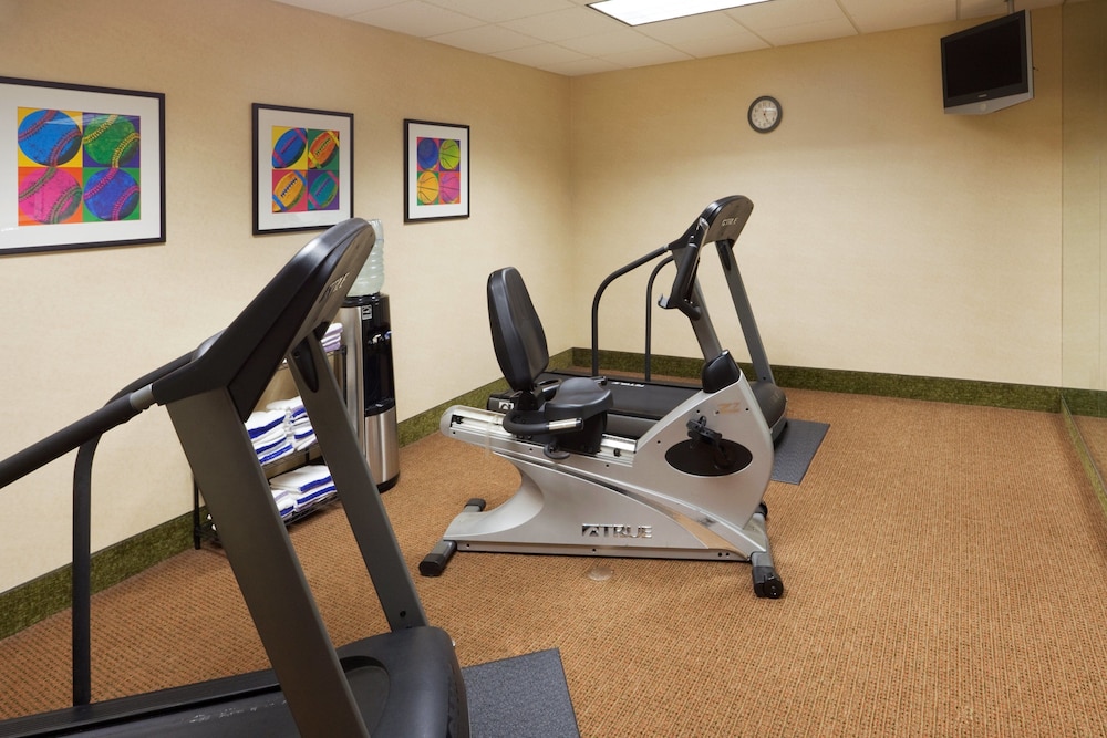 holiday inn express hotel and suites freeport by ihg