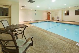 holiday inn express hotel and suites freeport by ihg