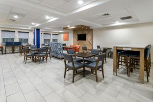 holiday inn express hotel and suites freeport by ihg