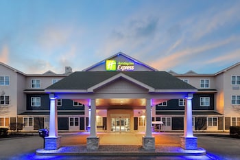 Holiday Inn Express Hotel & Suites Freeport By Ihg,Freeport>>Cumberland,3 star