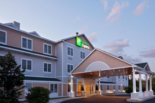 holiday inn express hotel and suites freeport by ihg