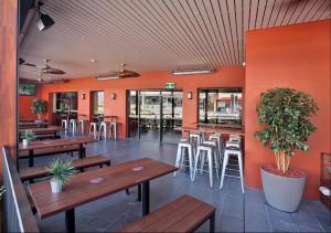 kingsgrove hotel